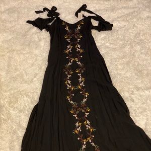 Cold Shoulder Maxi Dress